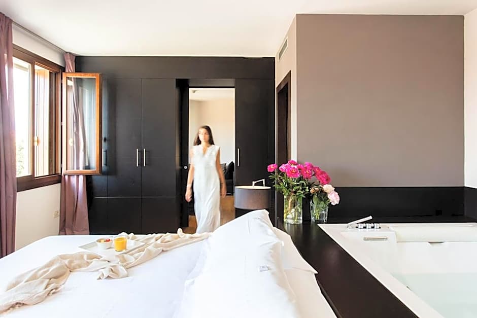 Sweet Hotel