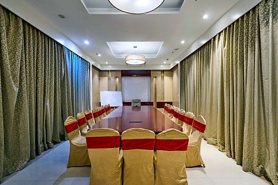 Treebo Premium Metropolis