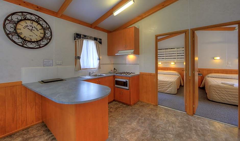 Photo 1 of 17 of Villa 2 Bedroom, Lake View