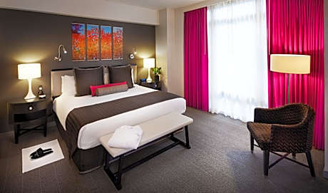 Superior Queen Room