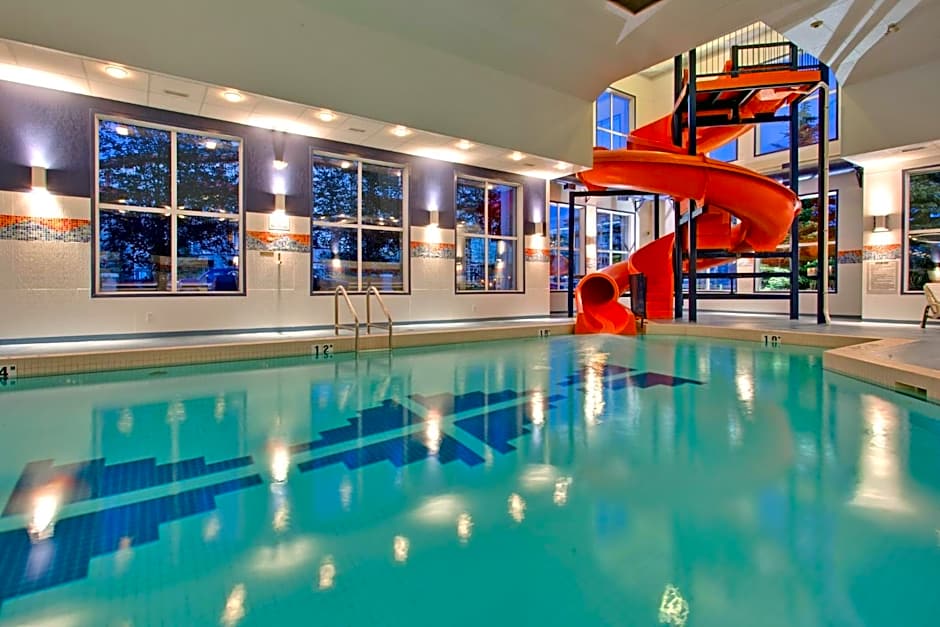 Holiday Inn Express Calgary South By IHG