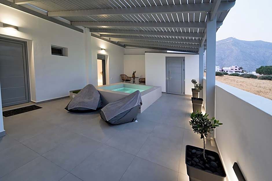 White Note Luxury Suites