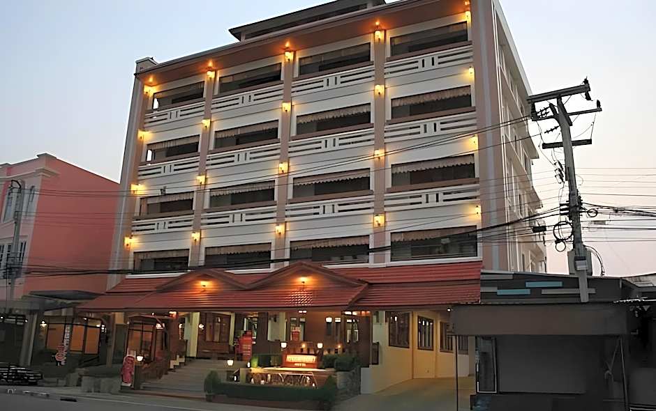 Riverfront Hotel Mukdahan