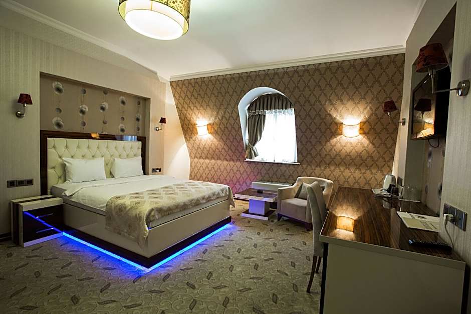 Grand Hotel