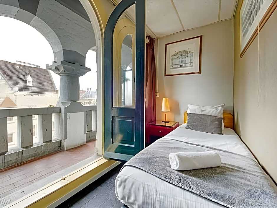 Di-Ann City Centre Hotel