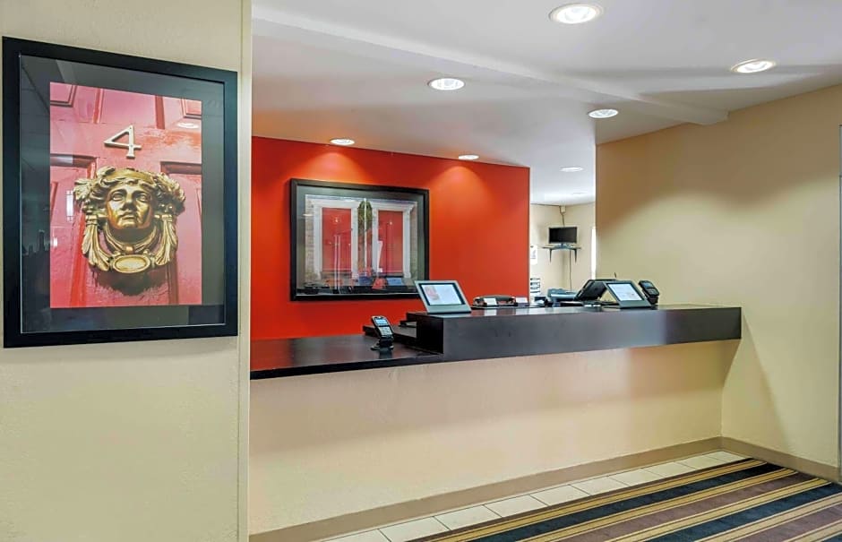 Extended Stay America Suites - Chicago - Gurnee