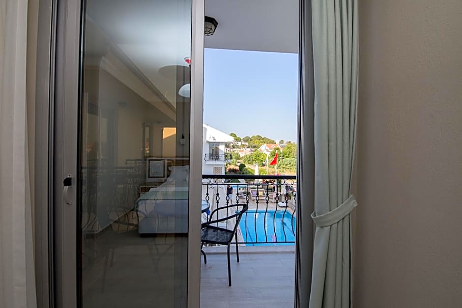 Pool View — 11 fotoğraftan 1. fotoğraf