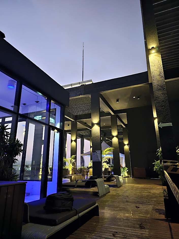 Pullman Colombo City Centre