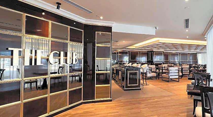 Puteri Wing - Riverside Majestic Hotel