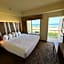 Mackinaw Beach And Bay All Suites Resort