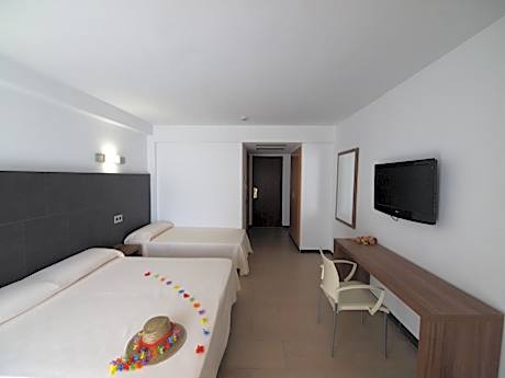 Double or Twin Room with Spa Access