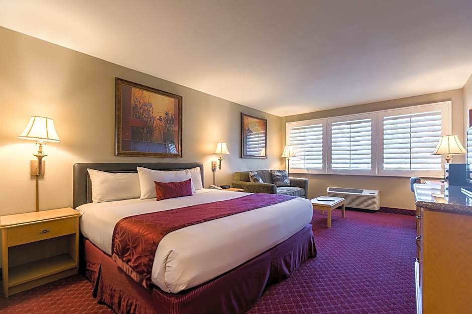 Grand Vista Hotel Simi Valley