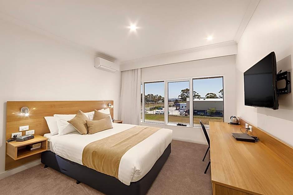 Ciloms Airport Lodge