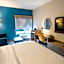 Holiday Inn Express Hotel & Suites Knoxville-North-I-75 Exit 112 By IHG