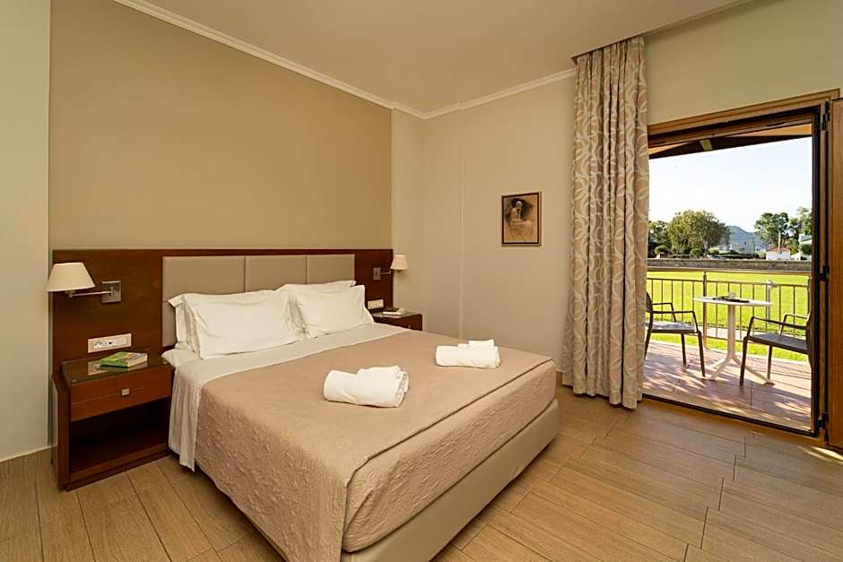 Niriides Luxury Villas