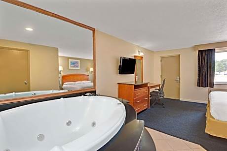 Studio Suite with a King Bed, Non-Smoking