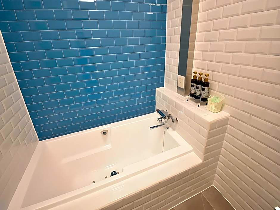 Hotel Pinon - Adult Only