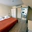 Mariner's Hotel - Self Catering - Adults Only
