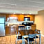 Aquarius Oceanfront Hotel