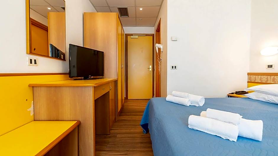 Hotel Cosmopol Cesenatico