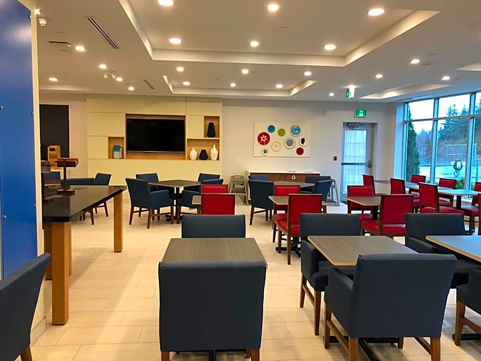 Holiday Inn Express & Suites Halifax Airport By IHG