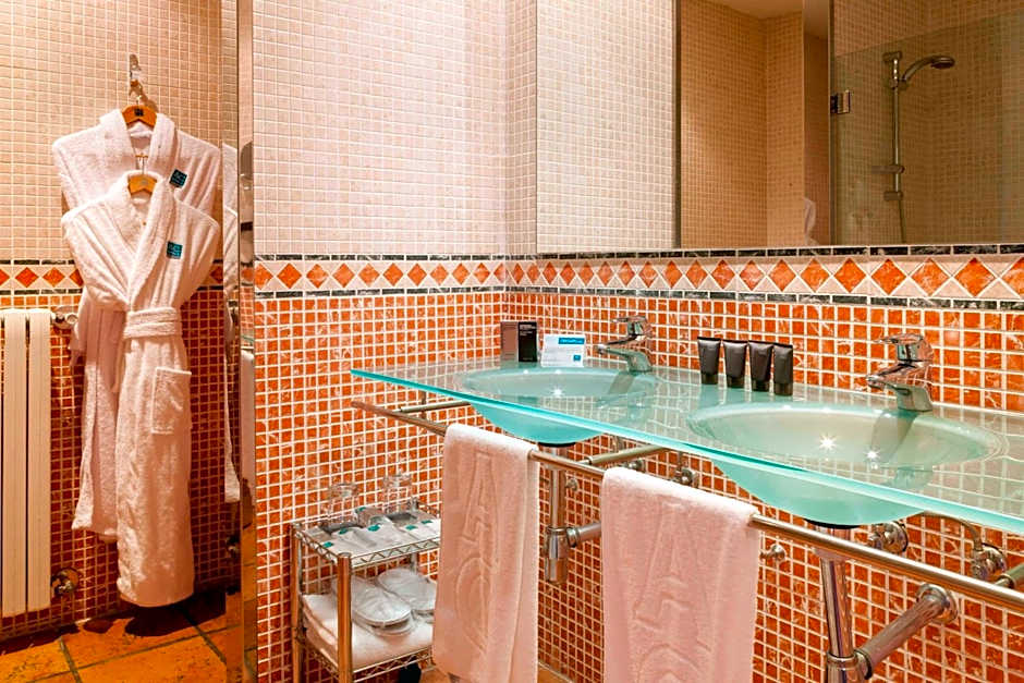 AC Hotel by Marriott Palacio de Santa Ana