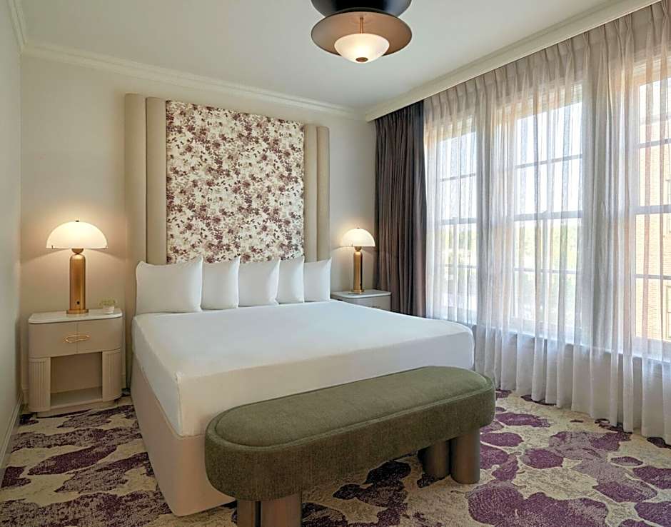 Royal Park Hotel