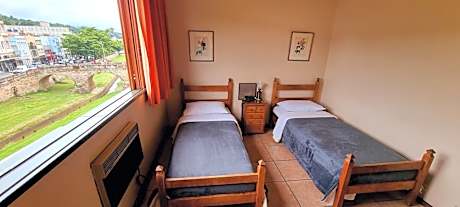 Twin Room with Private Bathroom