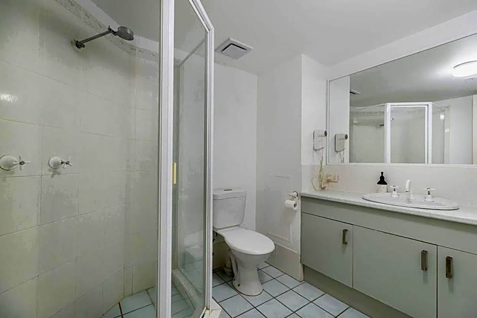 Surfside at Buddina with Direct Beach Access