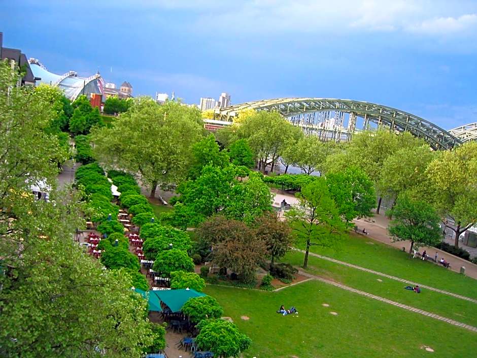 Römerhafen – Cologne, IA