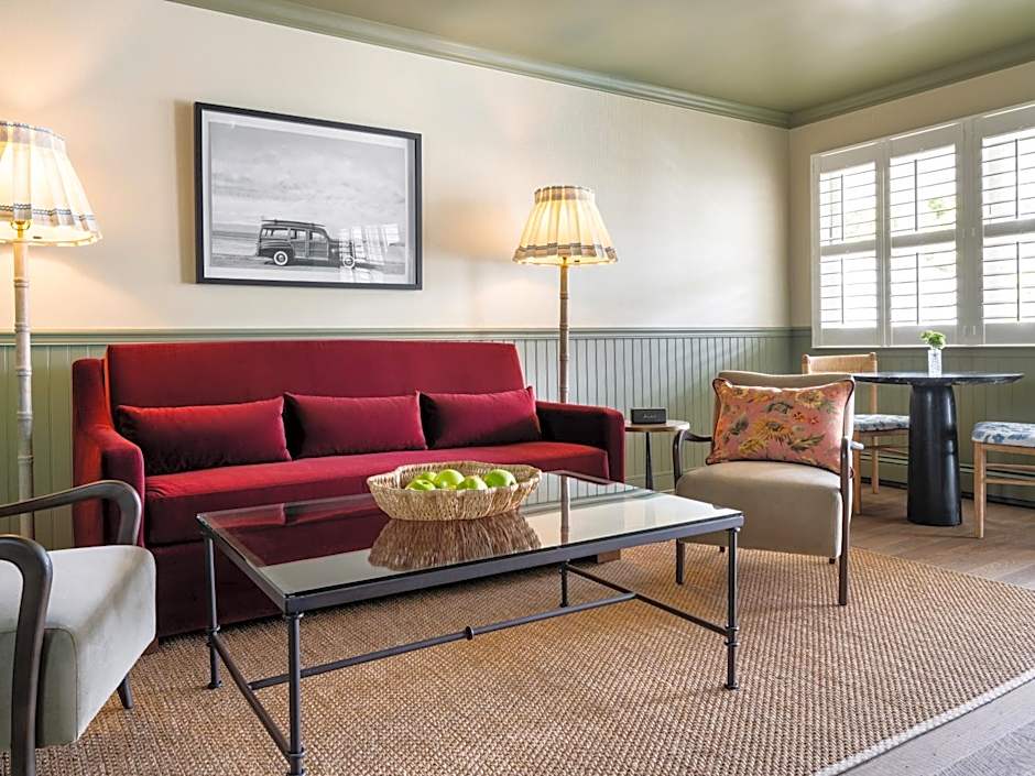 Le Petit Pali at 8th Ave