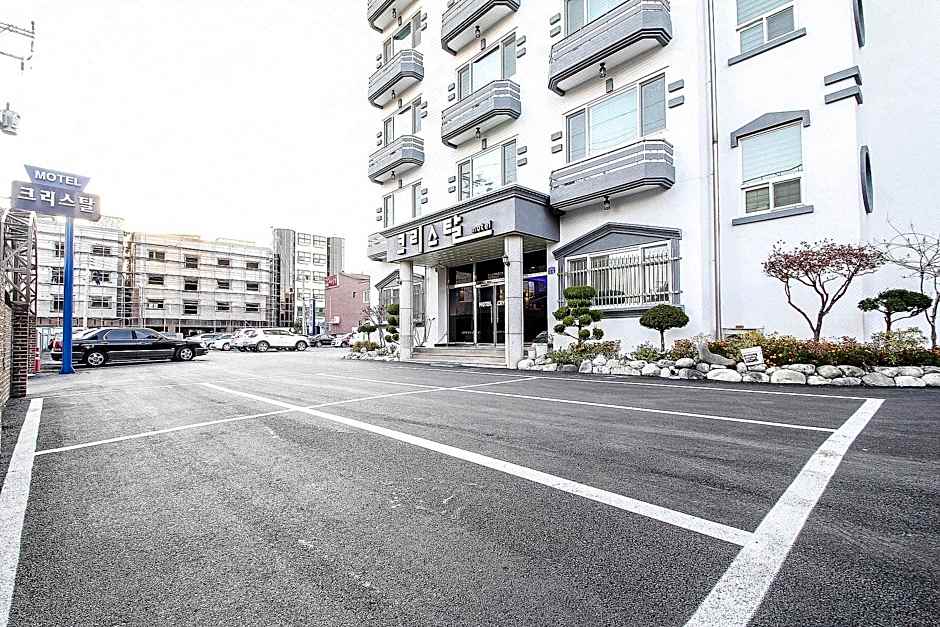 Gangneung Crystal Motel