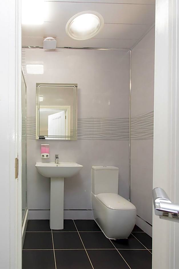 Legoland Heathrow Windsor Apartment Hotel