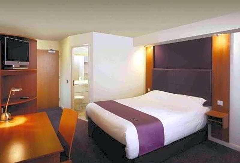 Premier Inn Belfast City Cathedral Quarter