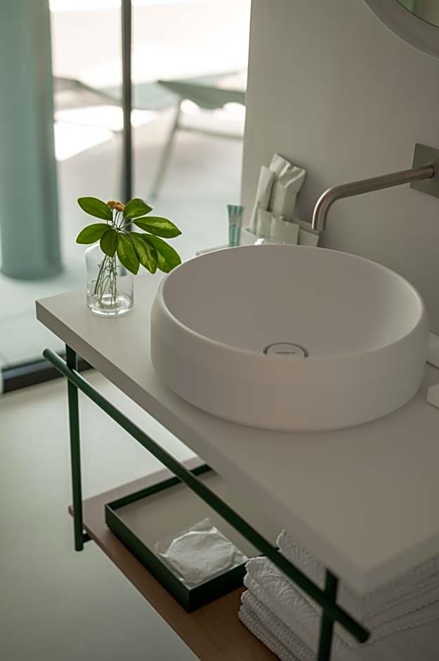 Laguna Faro Suites - Adults Only