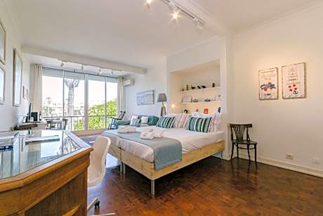 Studio with Garden View