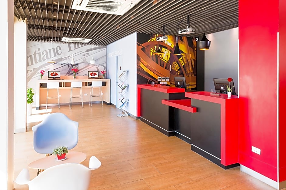 ibis Vientiane Nam Phu