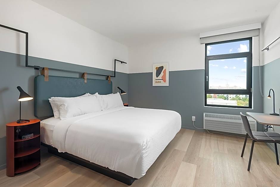 The Metric - Los Angeles Downtown