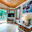 Charlesworth Lodges