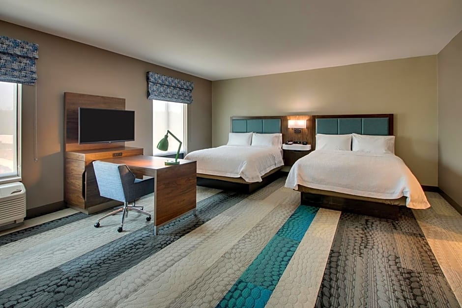 Hampton Inn & Suites By Hilton Southport