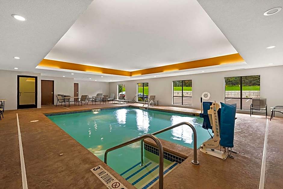 Comfort Suites Hudson I-94