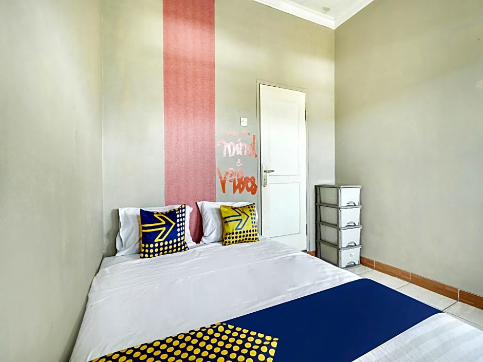 SPOT ON 91135 Hanami Syariah