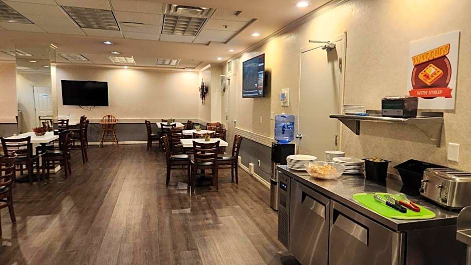 Coast Abbotsford Hotel & Suites