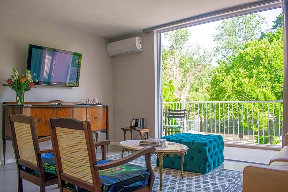 Rozenburg Guest House