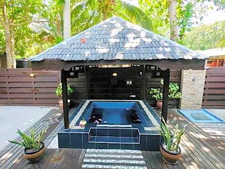 Mataking Reef Resort