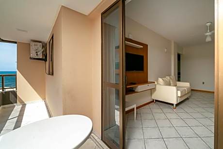 A43 - Estrela do Mar Apto 202 Bl B - Apartamento de 02 dormitórios em Bombinhas centro