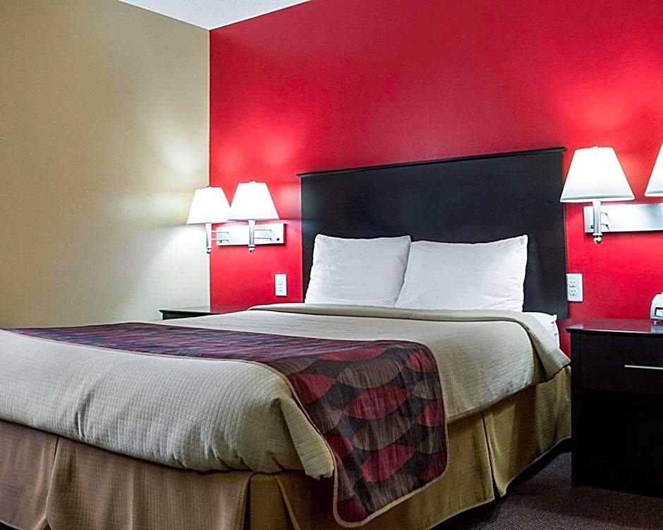 Econo Lodge Jamestown South