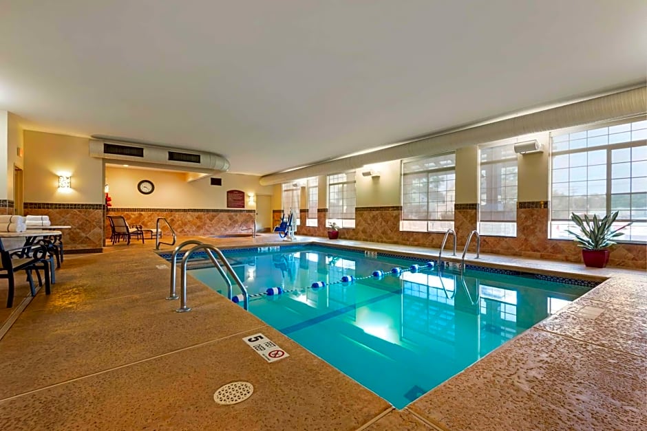 Best Western PLUS Vineyard Inn and Suites