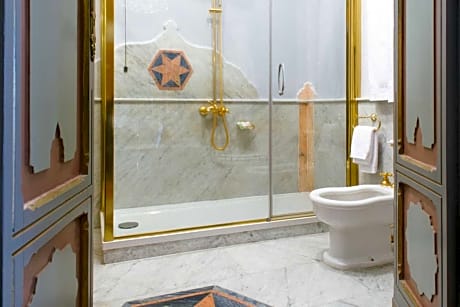 Executive Suite lake view