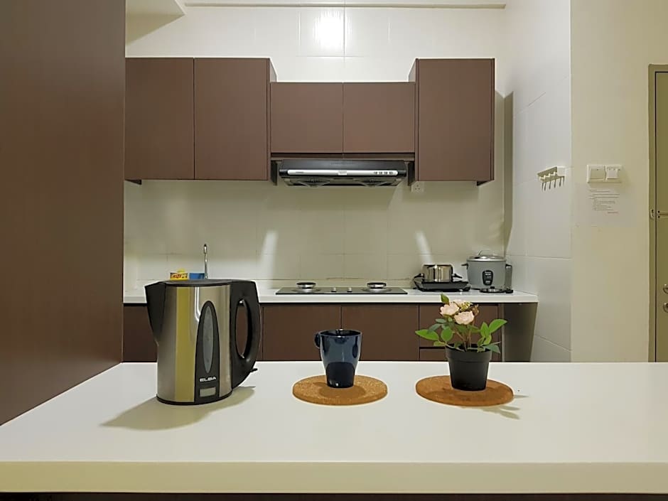 Play Residence at Golden Hills